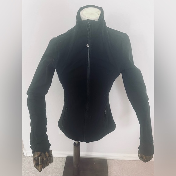 Lululemon bundle set of 5 -Define Jacket Luon, Scuba full-zip, crop jacketSize 8 - Picture 3 of 10